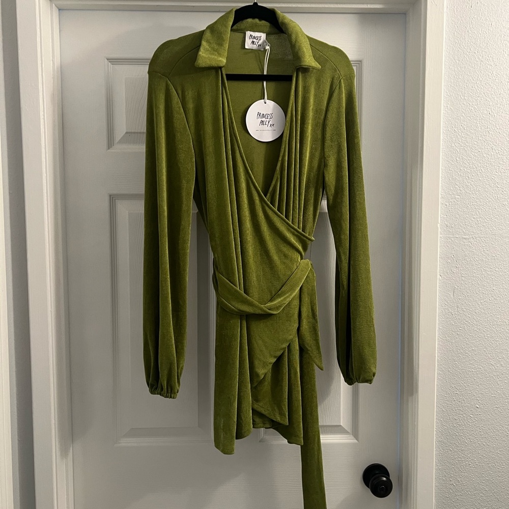 Princess Polly Green collared shirt dress size 4